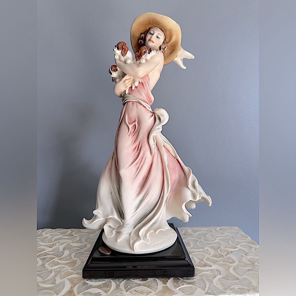 Giuseppe Armani “New Friends” Open Edition 2003 Figurine.